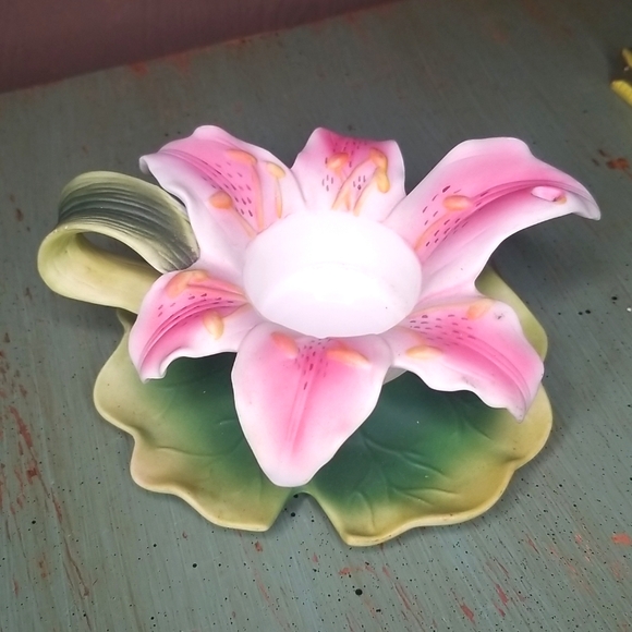 PartyLite Flower Candle Holder with Handle